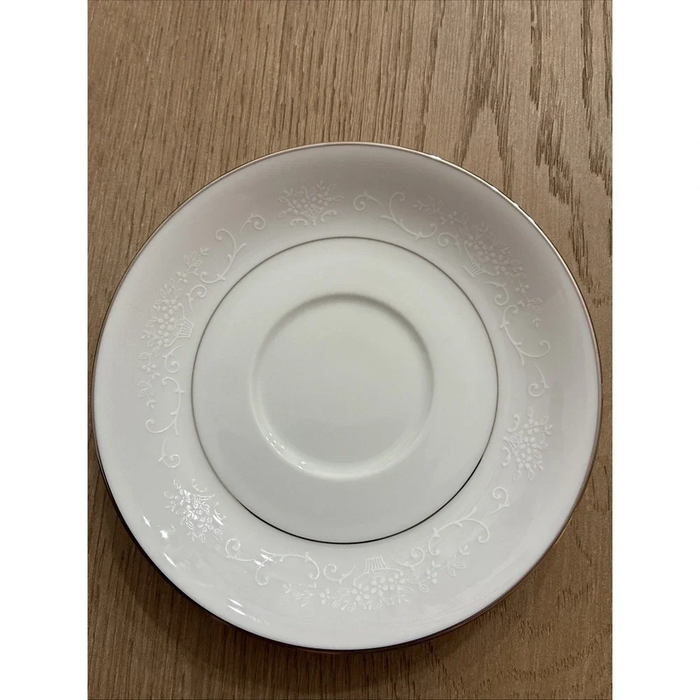 Noritake set cups